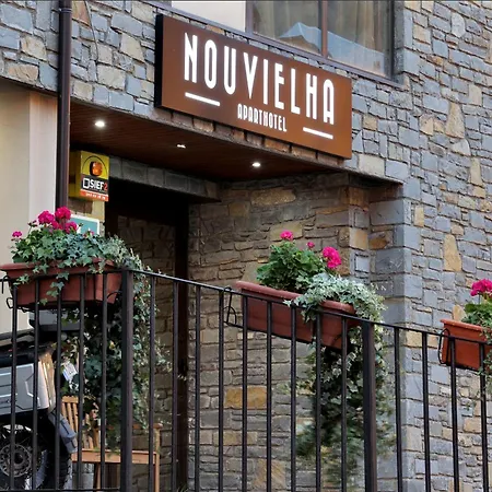 Aparthotel Nou 2*