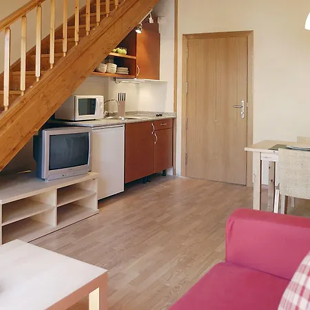 מלון דירות Nou 4*